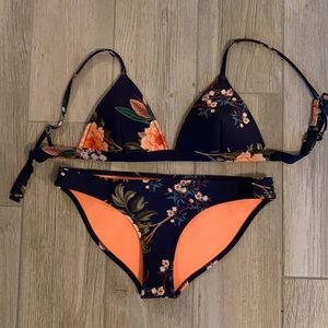 Triangl Bikini